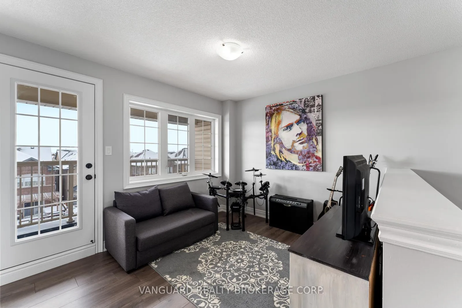 Photo 26 of 138 Barons Street, Vaughan, Kleinburg — HOMEH