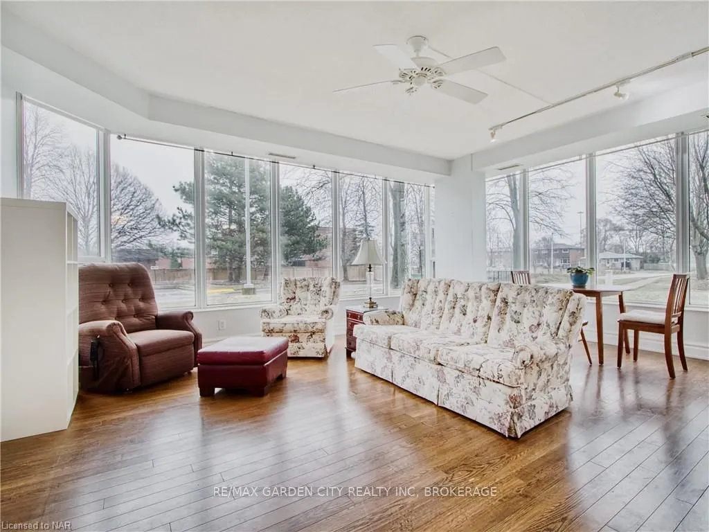 Photo 7 of Unit 103, 81 Scott Street, St. Catharines, Lakeport — HOMEH