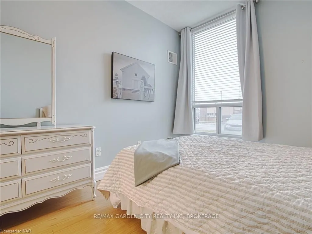 Photo 20 of Unit 103, 81 Scott Street, St. Catharines, Lakeport — HOMEH