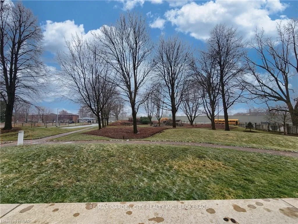 Photo 29 of Unit 103, 81 Scott Street, St. Catharines, Lakeport — HOMEH