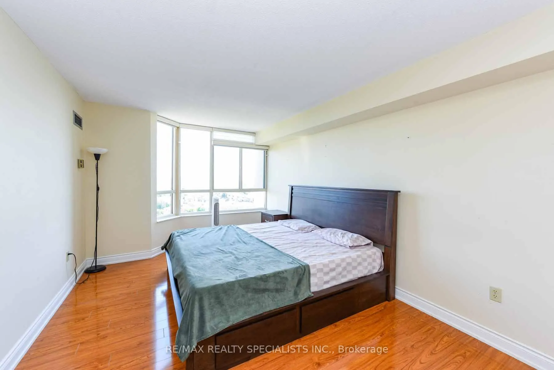 Photo 17 of Unit 1010, 20 Cherrytree Drive, Brampton, Fletcher's Creek South — HOMEH