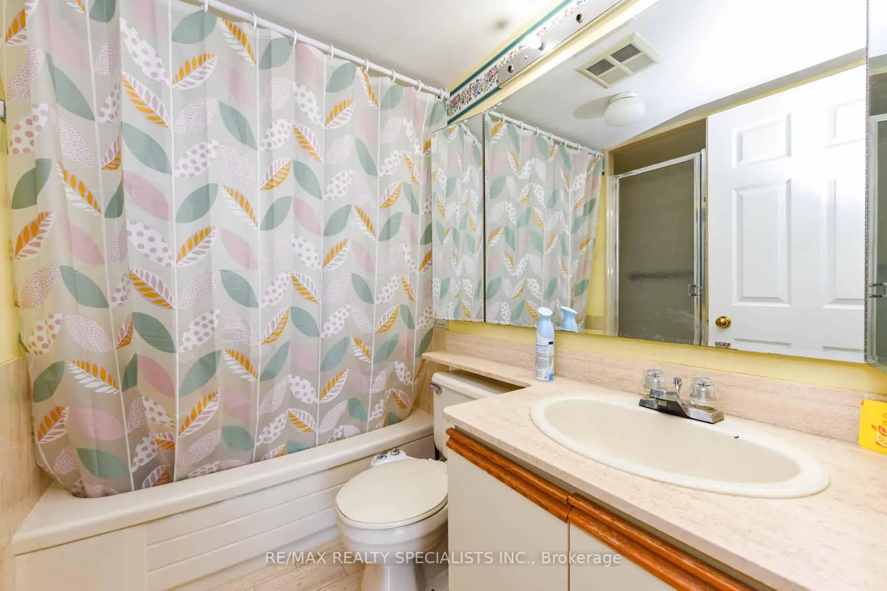 Photo 18 of Unit 1010, 20 Cherrytree Drive, Brampton, Fletcher's Creek South — HOMEH
