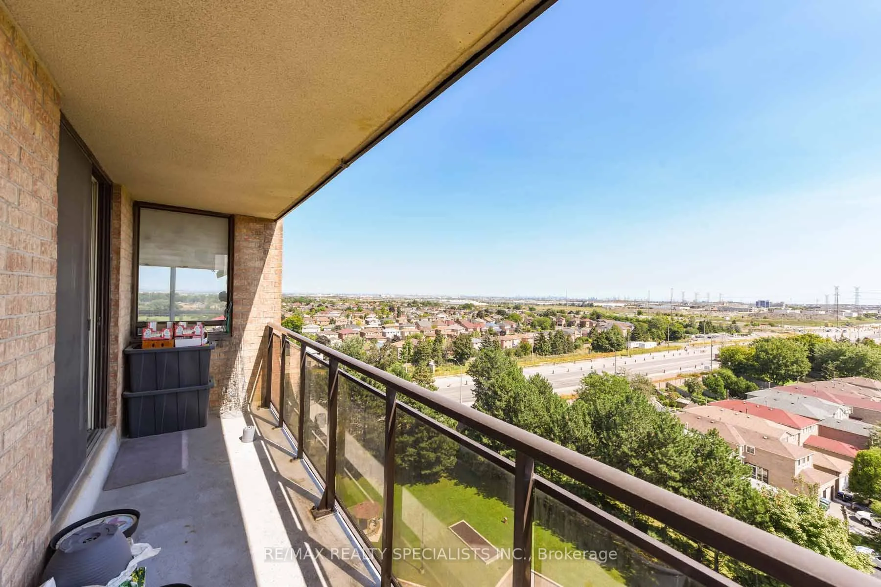 Photo 20 of Unit 1010, 20 Cherrytree Drive, Brampton, Fletcher's Creek South — HOMEH