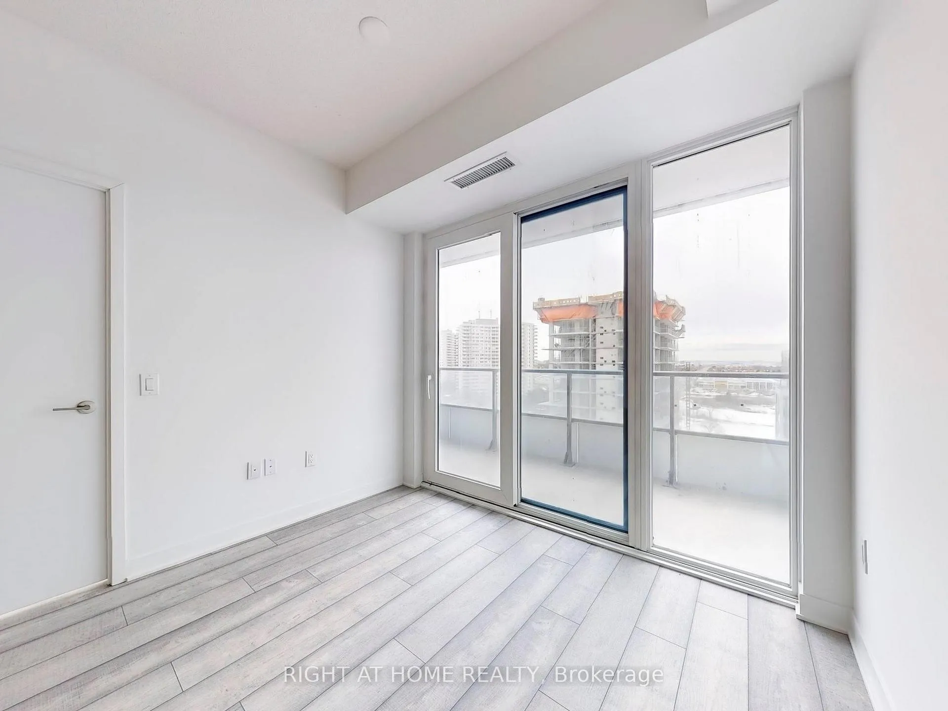 Photo 10 of Unit 1101, 260 Malta Avenue, Brampton, Fletcher's Creek South — HOMEH