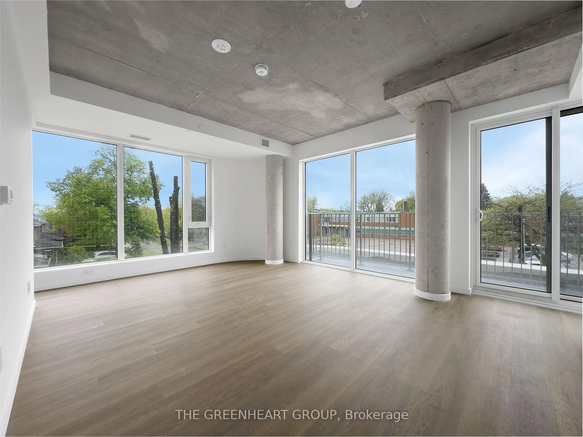 Photo 5 of Unit 208, 689 The Queensway, Etobicoke, Stonegate-Queensway — HOMEH