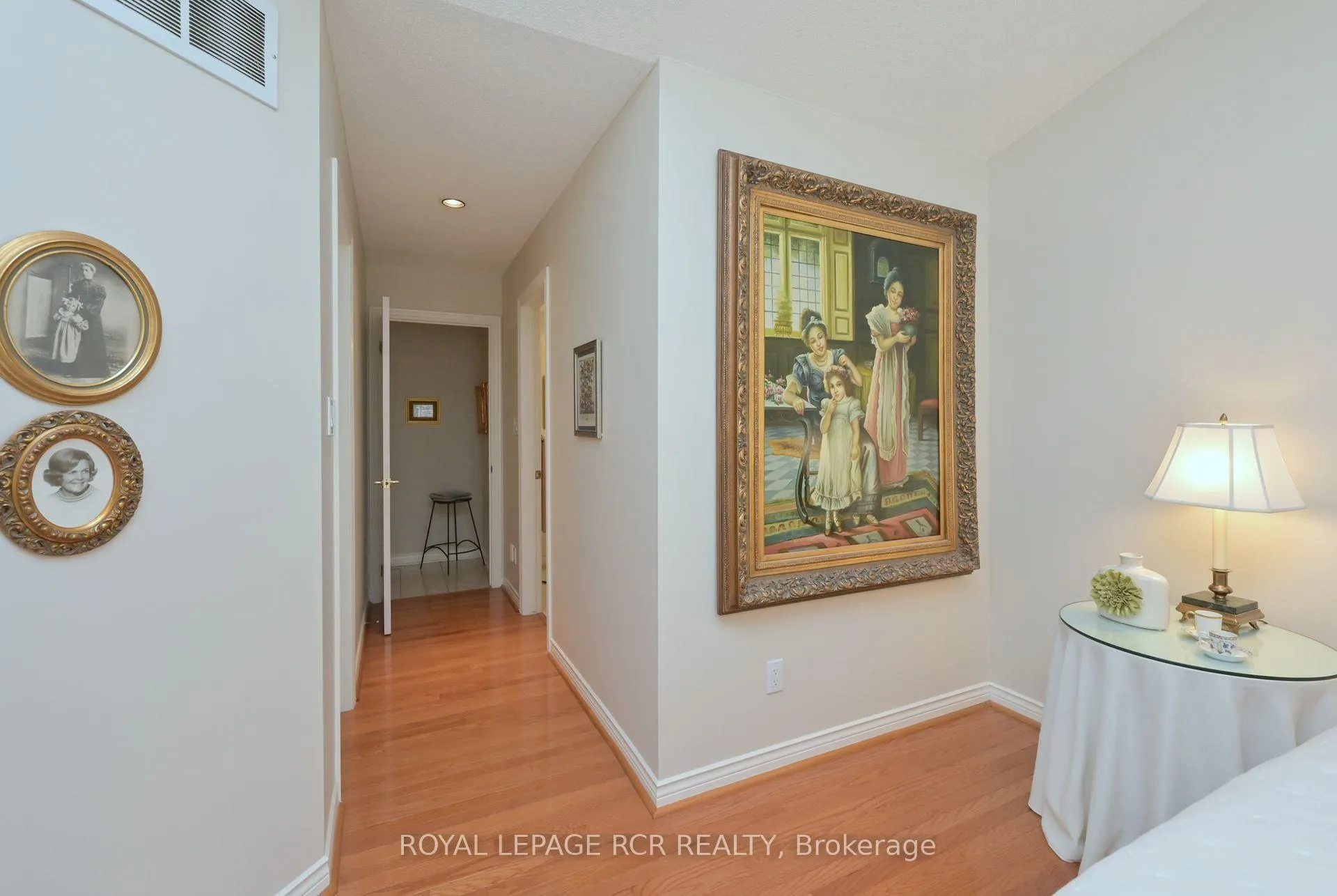 Photo 20 of 13 Briar Gate Way, New Tecumseth, Alliston — HOMEH
