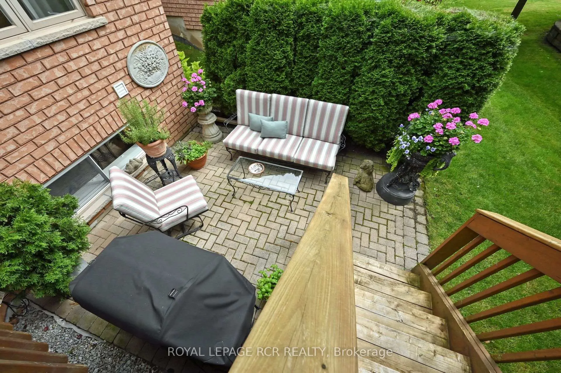 Photo 33 of 13 Briar Gate Way, New Tecumseth, Alliston — HOMEH