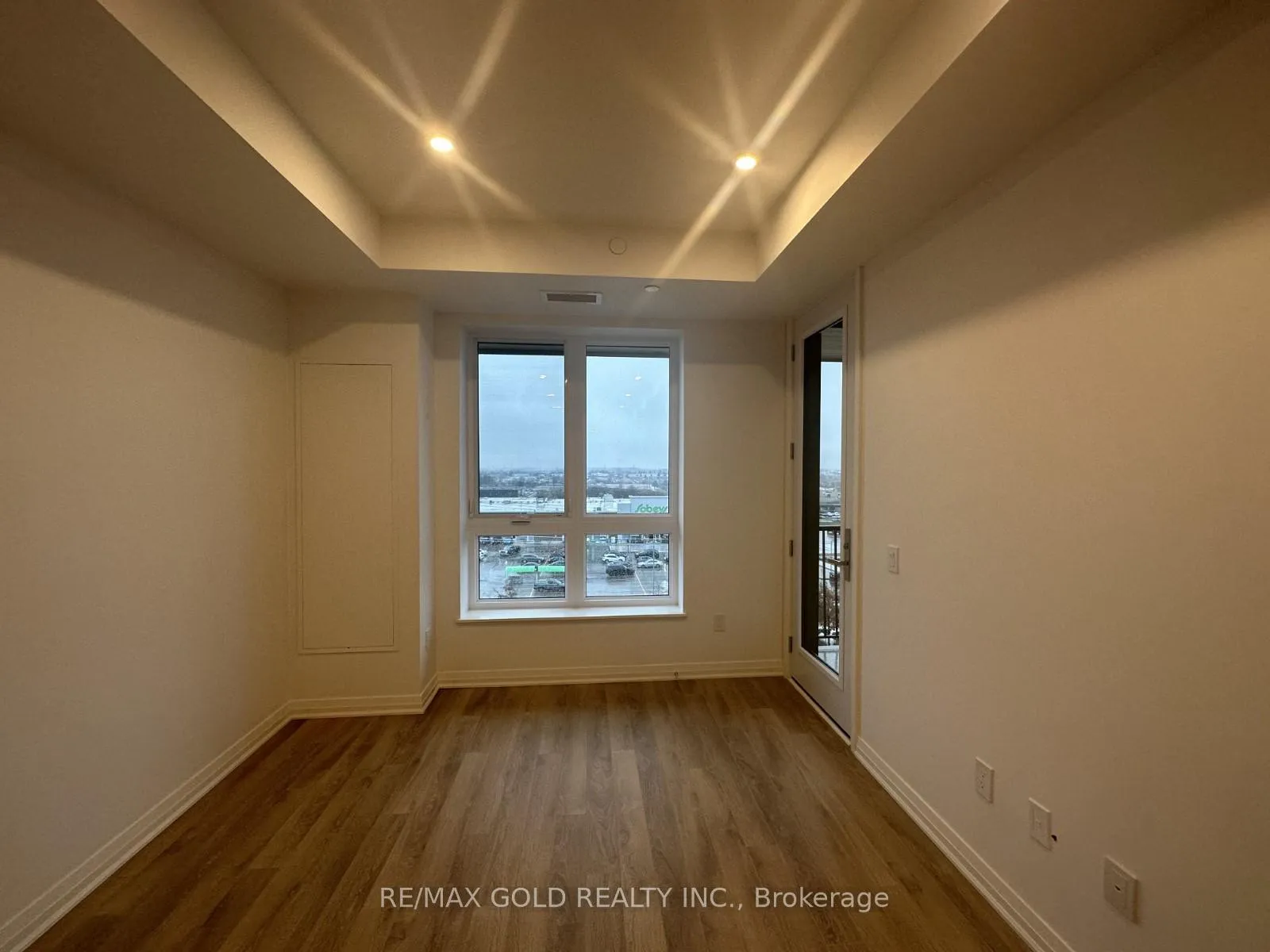 Photo 12 of Unit 511, 101 Golden Eagle Road, Waterloo, North Lakeshore — HOMEH