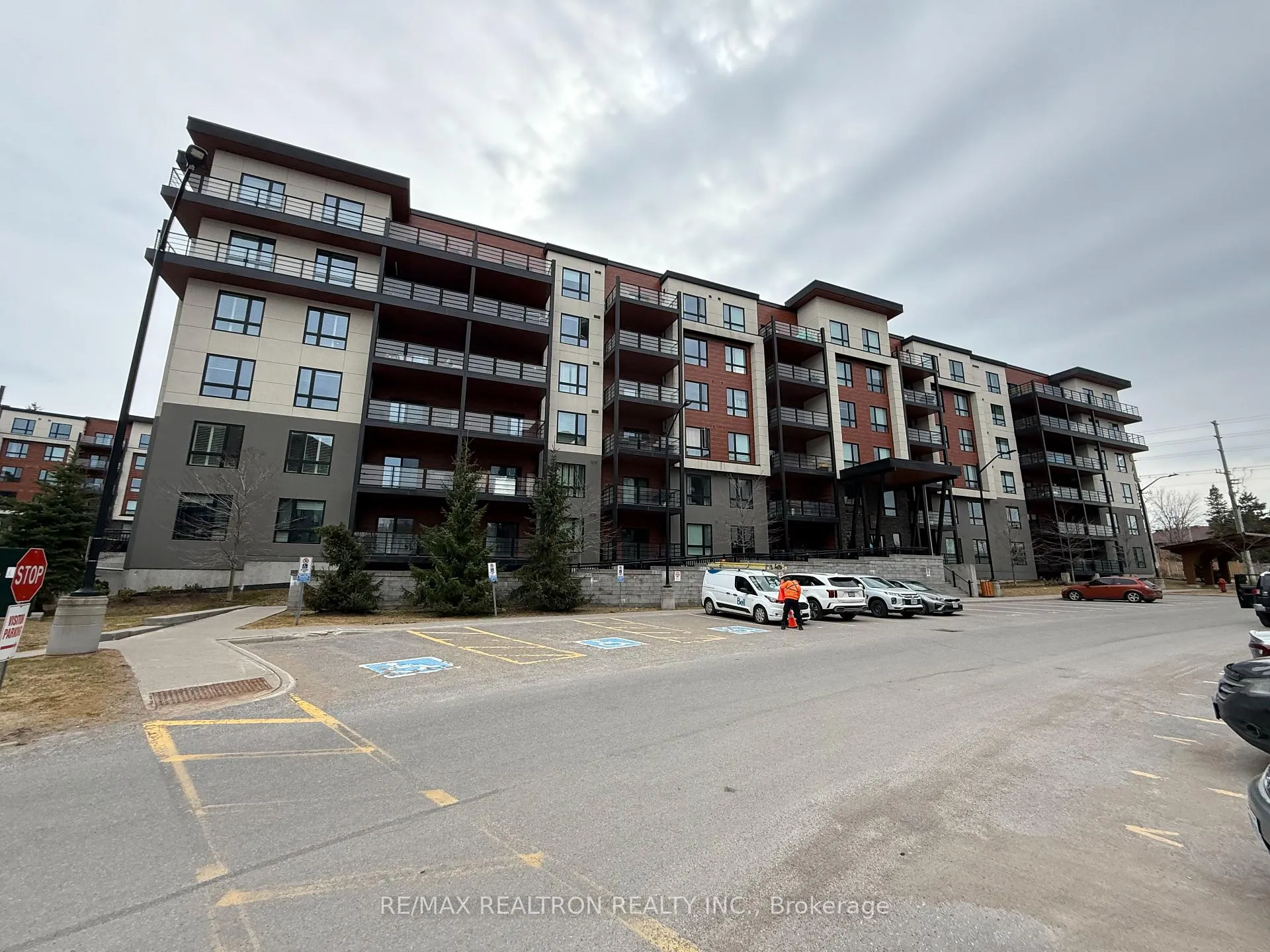 Photo 1 of Unit 512, 306 Essa Road, Barrie, 400 West — HOMEH