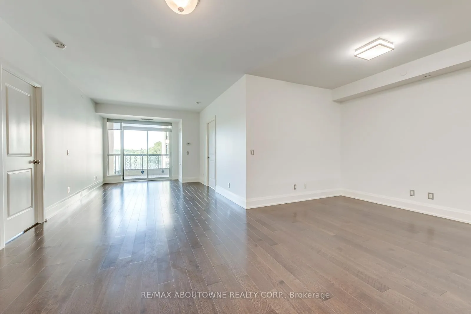 Photo 13 of Unit 629, 1 Old Mill Drive, Toronto, High Park-Swansea — HOMEH
