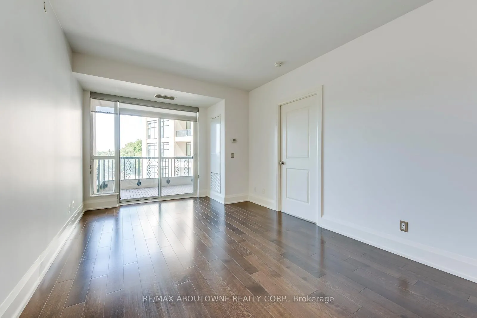 Photo 15 of Unit 629, 1 Old Mill Drive, Toronto, High Park-Swansea — HOMEH