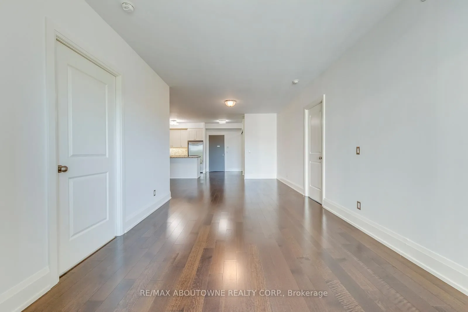 Photo 16 of Unit 629, 1 Old Mill Drive, Toronto, High Park-Swansea — HOMEH