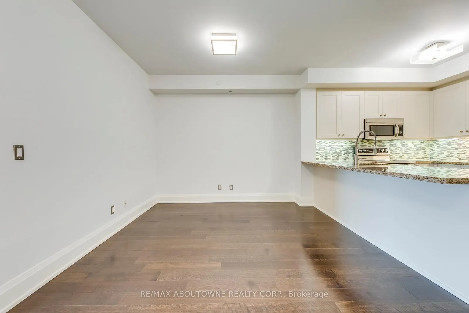 Photo 18 of Unit 629, 1 Old Mill Drive, Toronto, High Park-Swansea — HOMEH