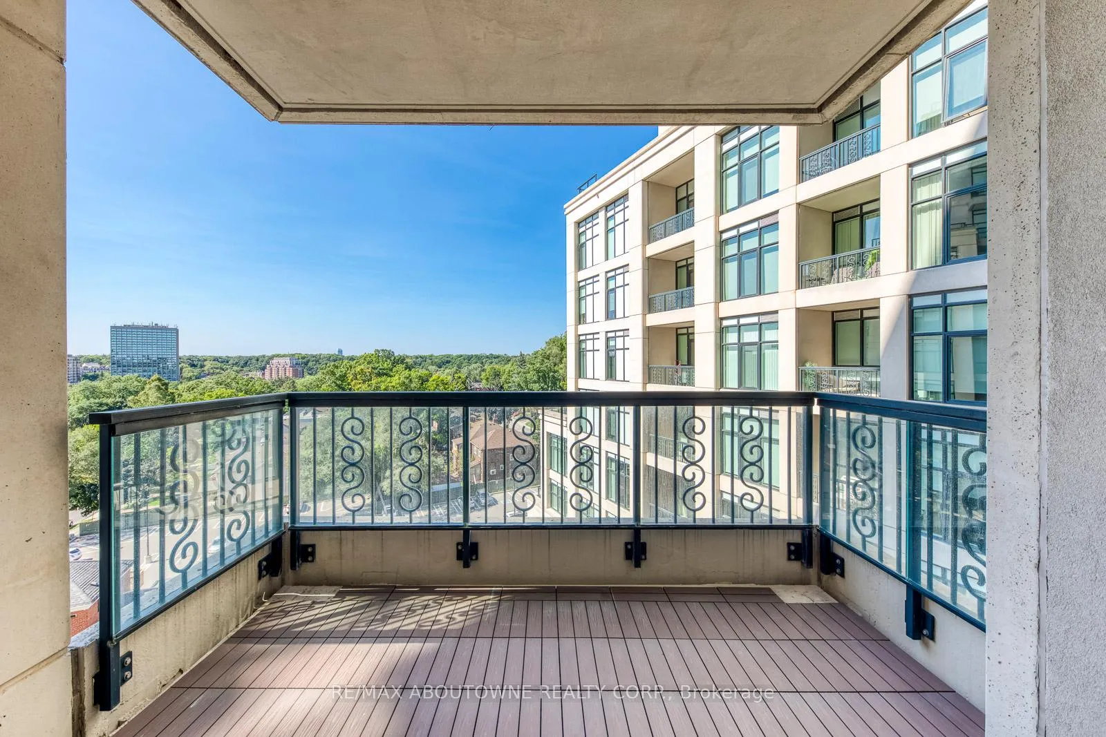 Photo 31 of Unit 629, 1 Old Mill Drive, Toronto, High Park-Swansea — HOMEH