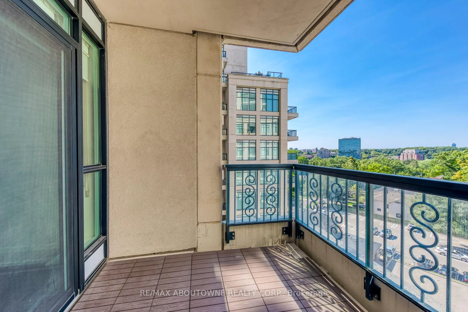 Photo 32 of Unit 629, 1 Old Mill Drive, Toronto, High Park-Swansea — HOMEH