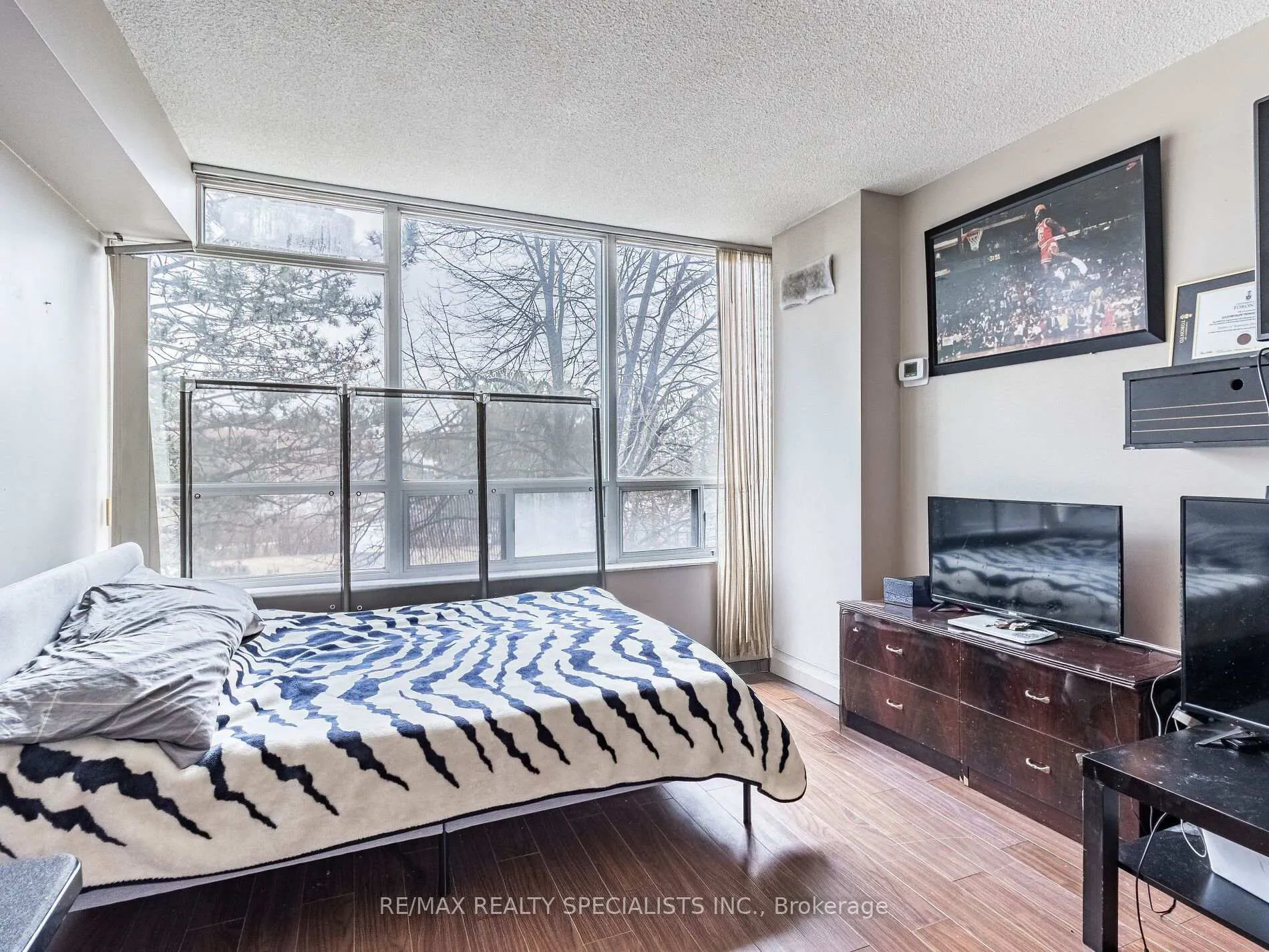 Photo 18 of Unit 210, 22 Hanover Road, Brampton, Queen Street Corridor — HOMEH