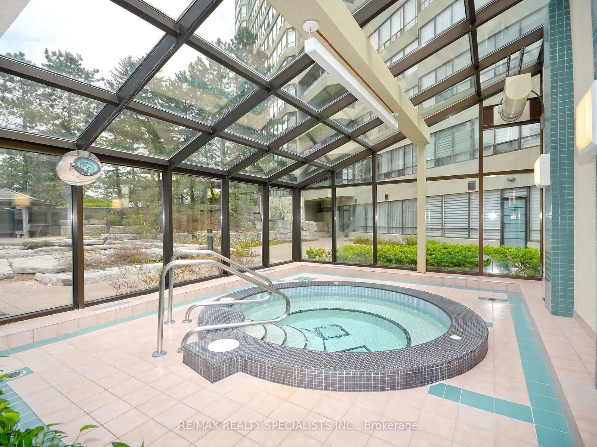 Photo 28 of Unit 210, 22 Hanover Road, Brampton, Queen Street Corridor — HOMEH