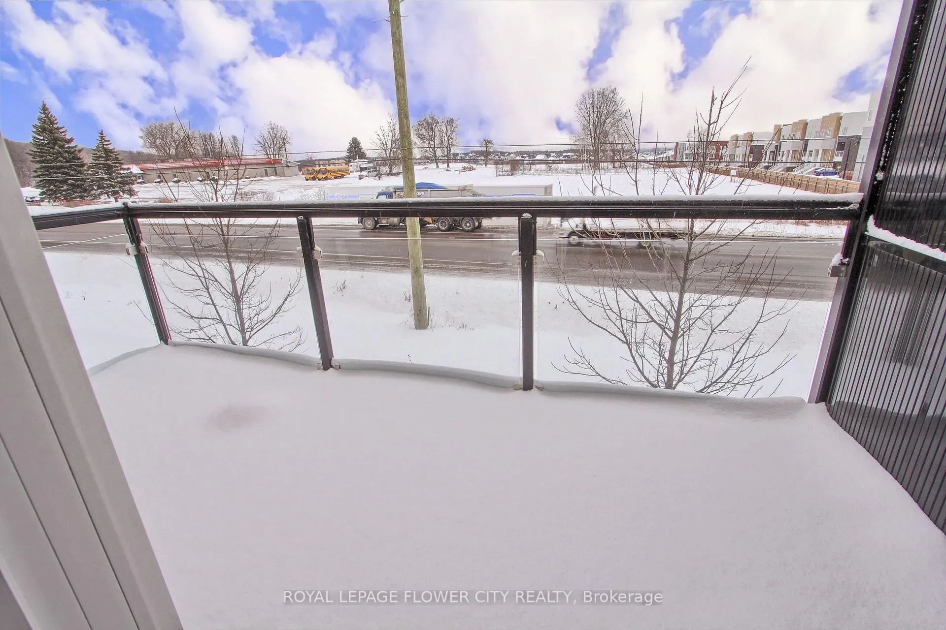 Photo 19 of 583 Goldenrod Lane, Kitchener — HOMEH