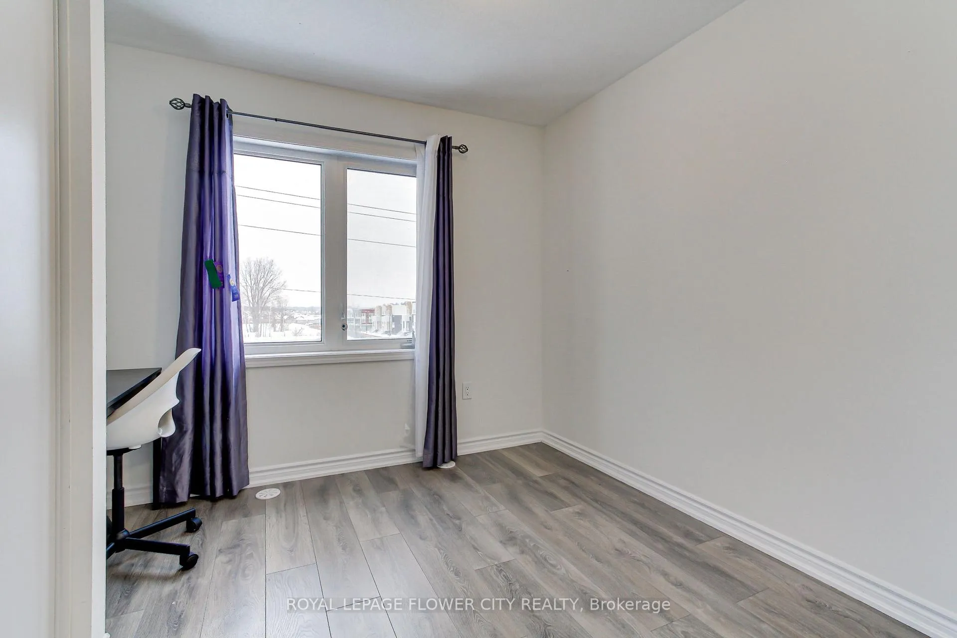 Photo 23 of 583 Goldenrod Lane, Kitchener — HOMEH