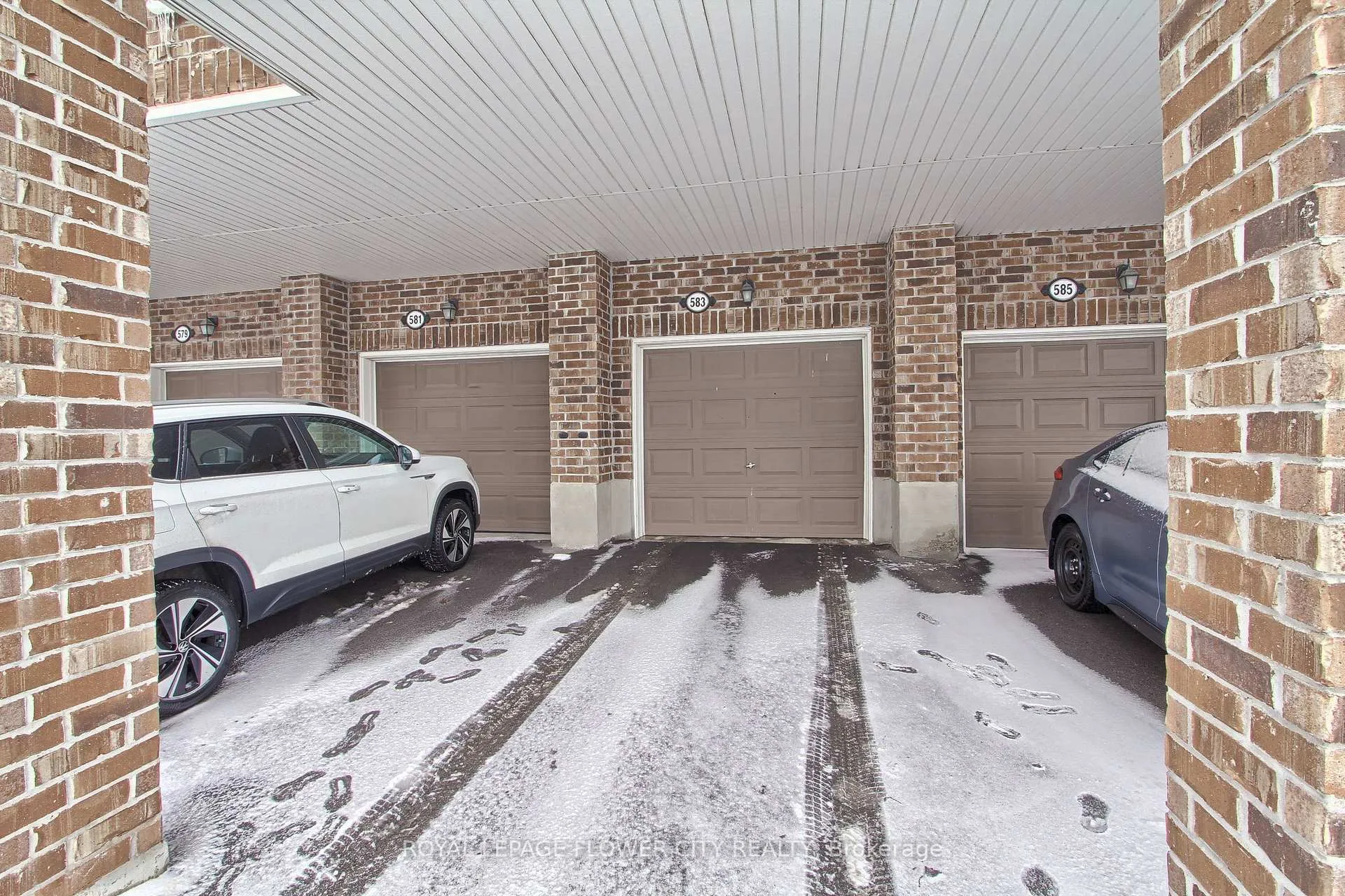 Photo 33 of 583 Goldenrod Lane, Kitchener — HOMEH