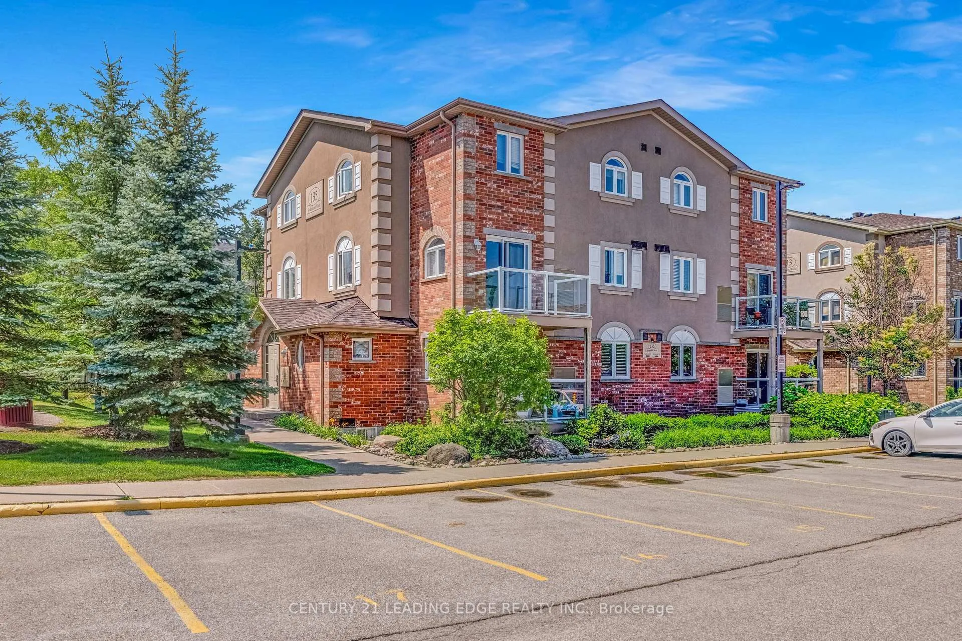 Photo 1 of 135 Syndenham Wells, Barrie, Georgian Drive — HOMEH