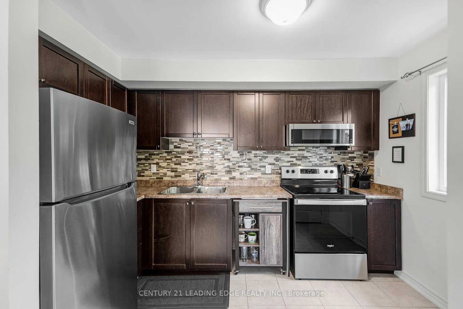 Photo 13 of 135 Syndenham Wells, Barrie, Georgian Drive — HOMEH
