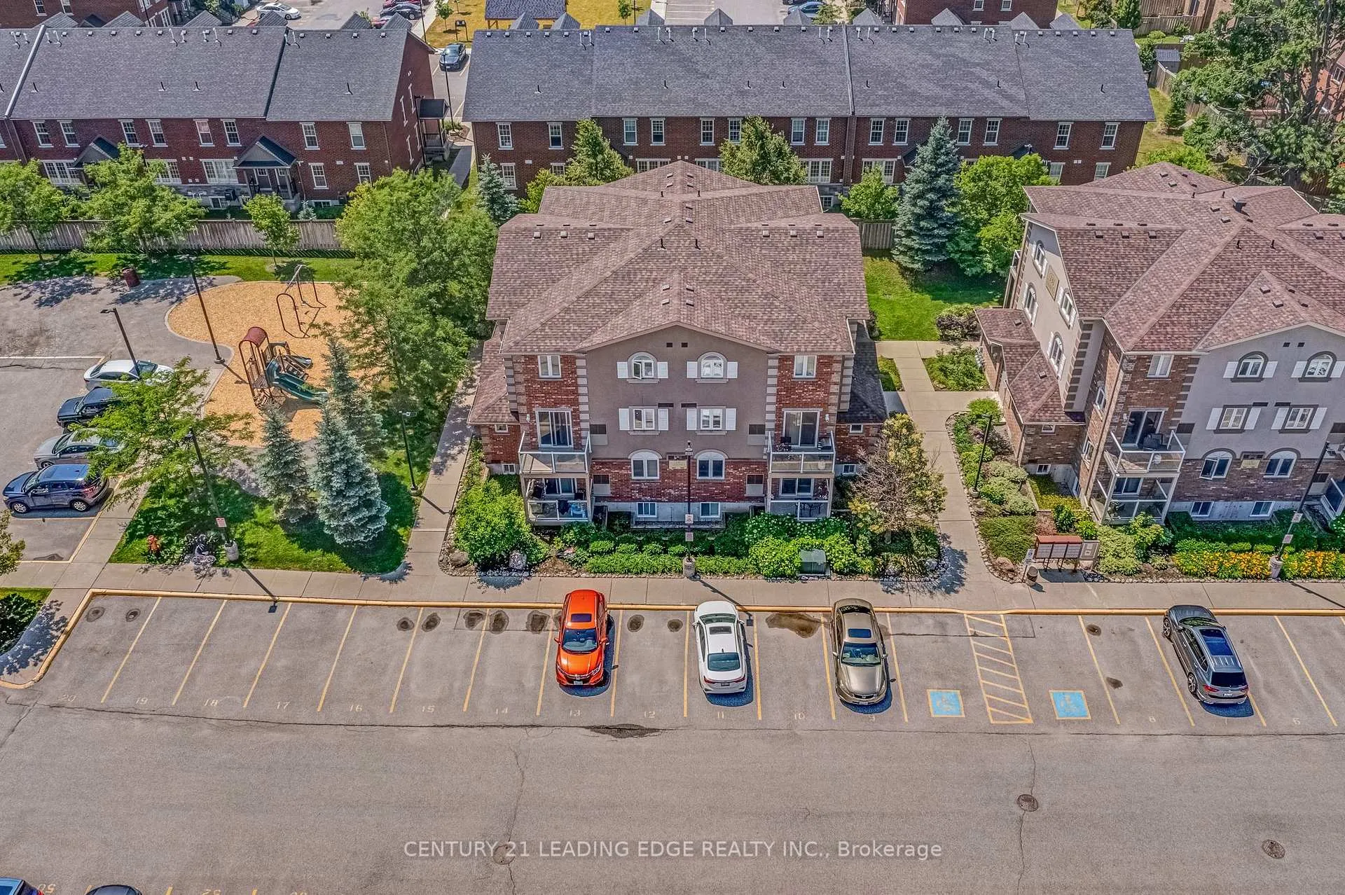 Photo 35 of 135 Syndenham Wells, Barrie, Georgian Drive — HOMEH