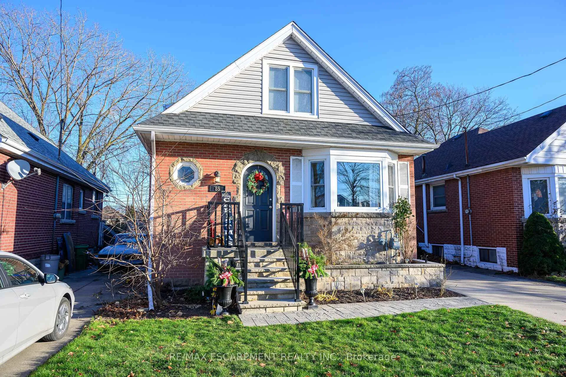 Photo 1 of 85 Barons Avenue S, Hamilton, Bartonville — HOMEH