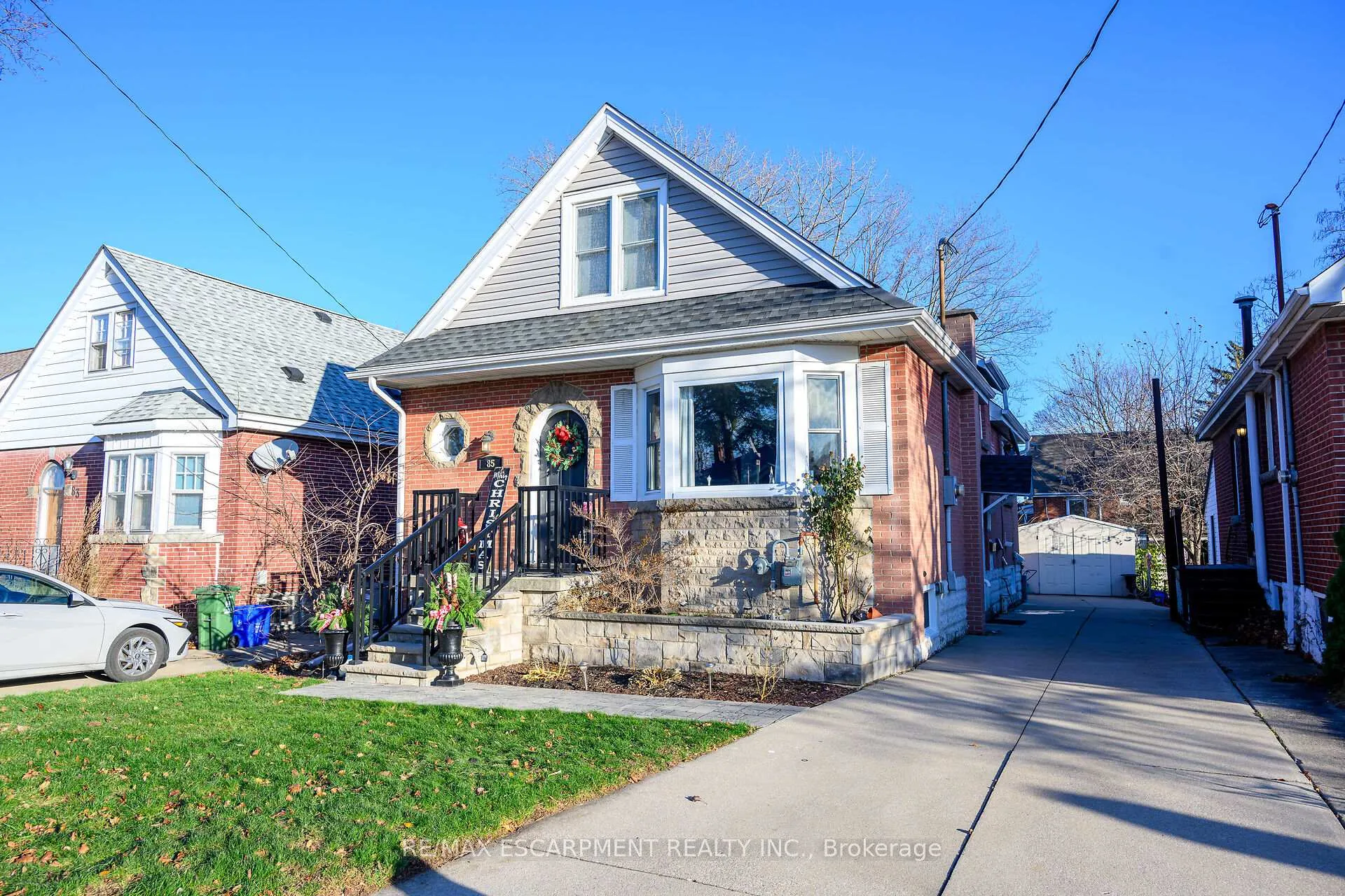 Photo 3 of 85 Barons Avenue S, Hamilton, Bartonville — HOMEH