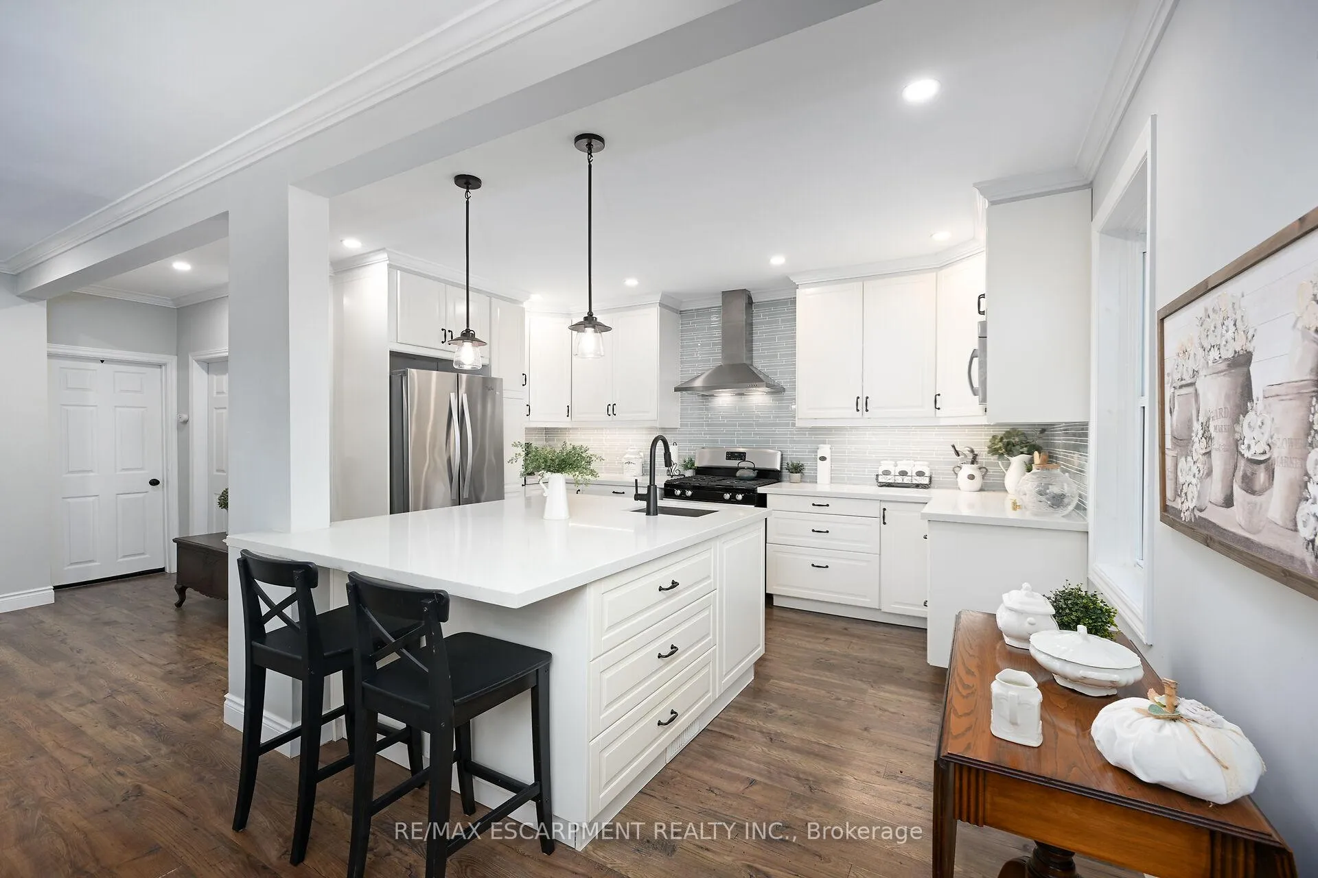 Photo 9 of 85 Barons Avenue S, Hamilton, Bartonville — HOMEH
