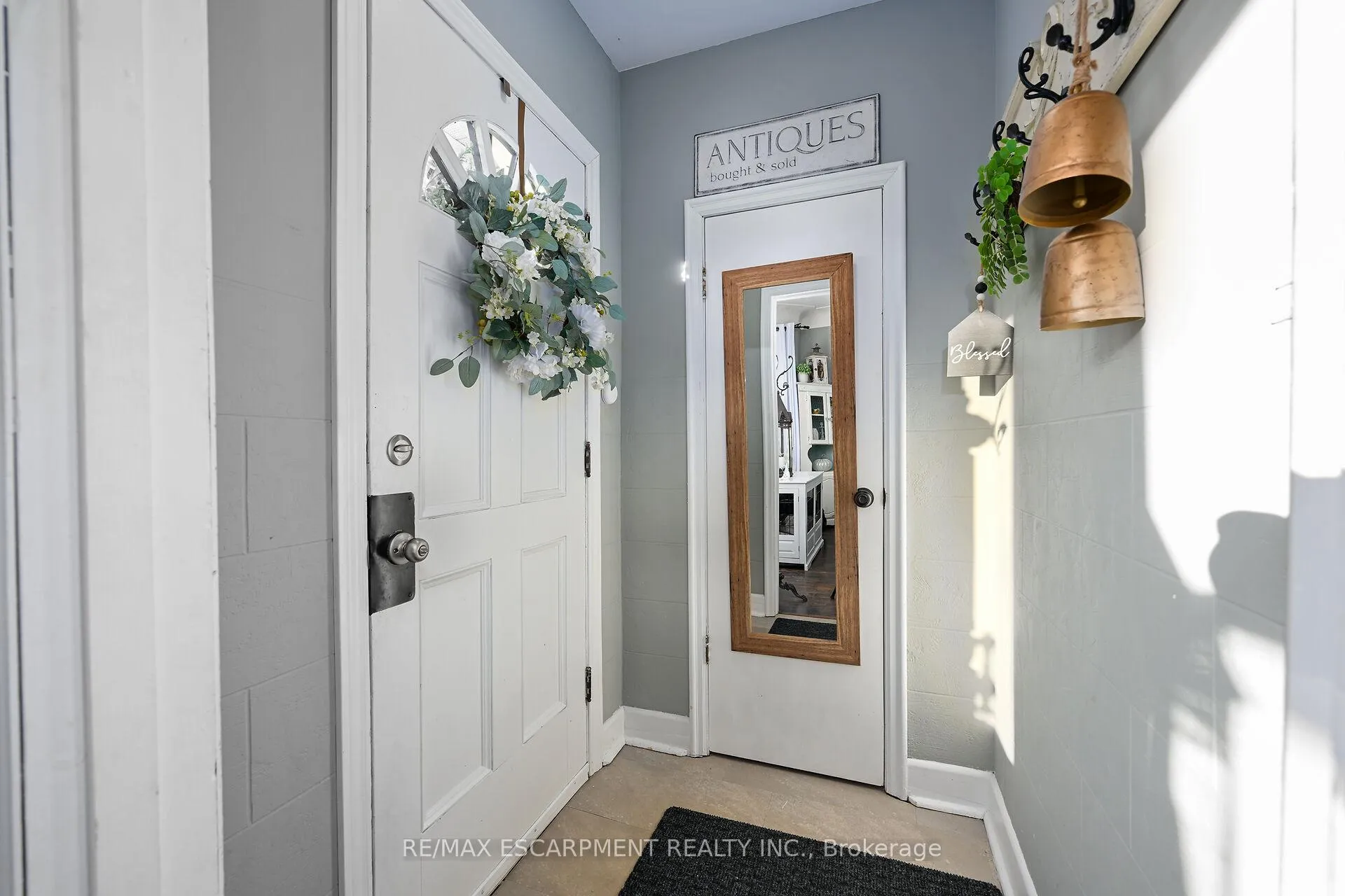 Photo 32 of 85 Barons Avenue S, Hamilton, Bartonville — HOMEH