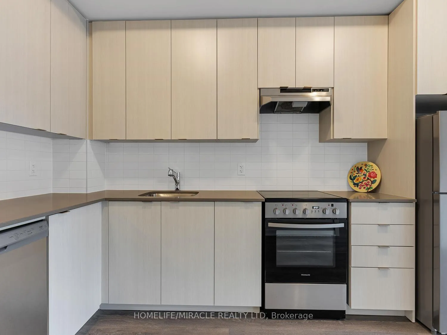 Photo 15 of Unit 114, 62 Sky Harbour Drive, Brampton, Bram West — HOMEH