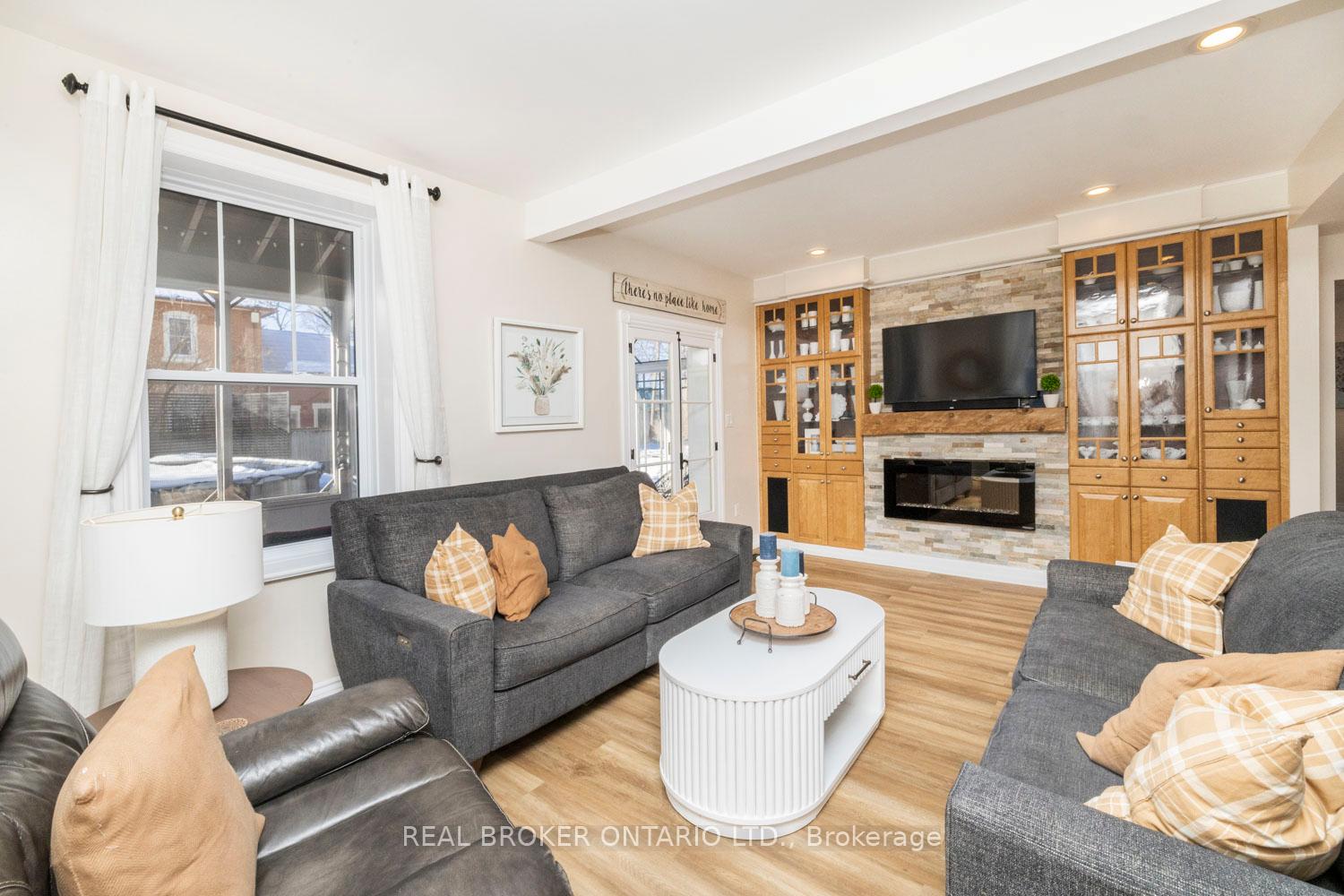 Photo 10 of 85 Morphy Street, Carleton Place — HOMEH