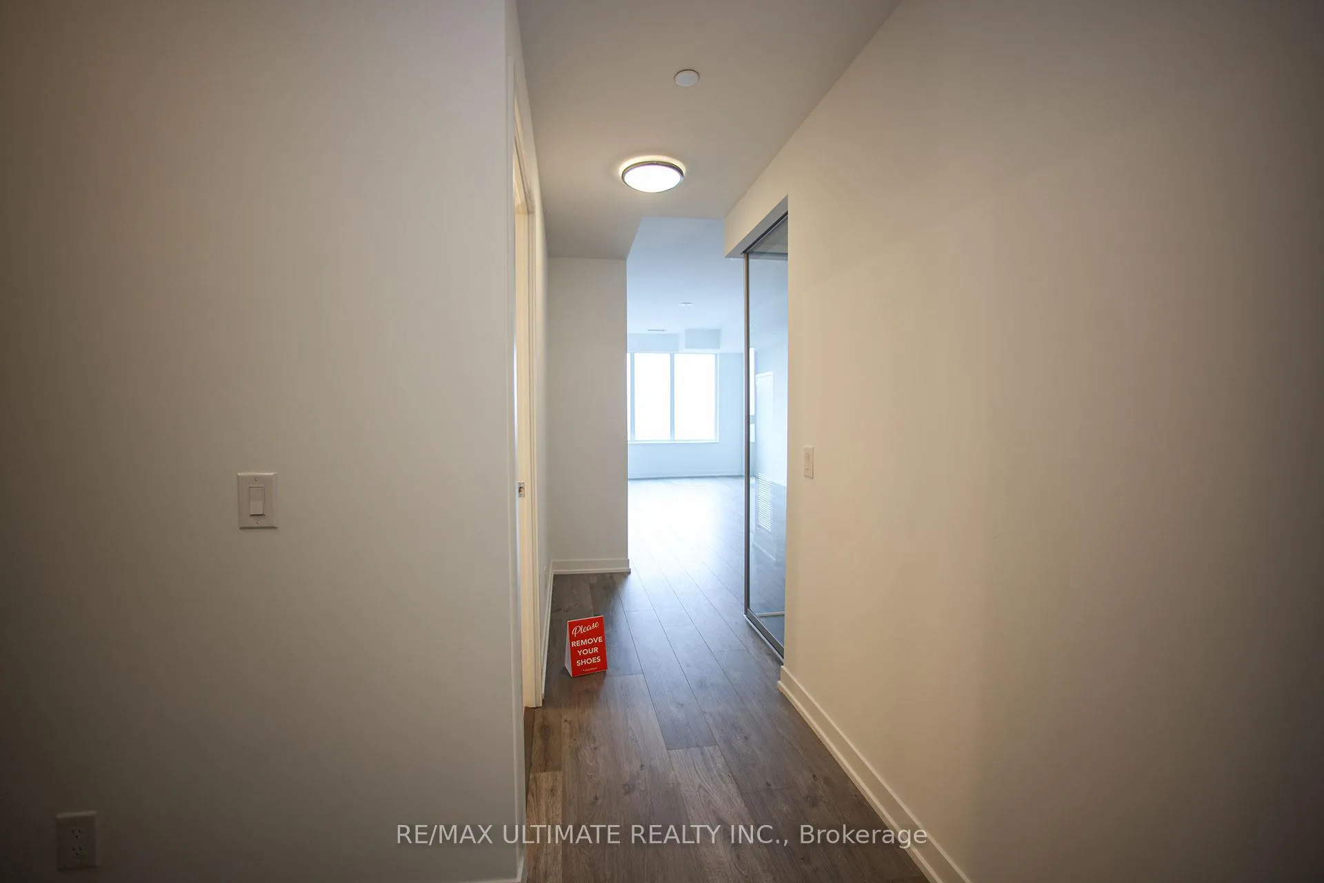 Photo 9 of Unit 816, 285 Dufferin Street, Toronto, South Parkdale — HOMEH
