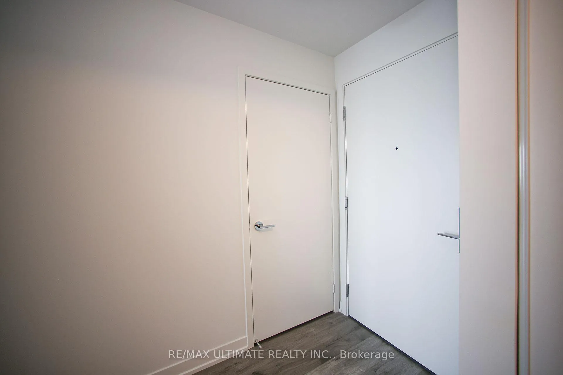 Photo 12 of Unit 816, 285 Dufferin Street, Toronto, South Parkdale — HOMEH