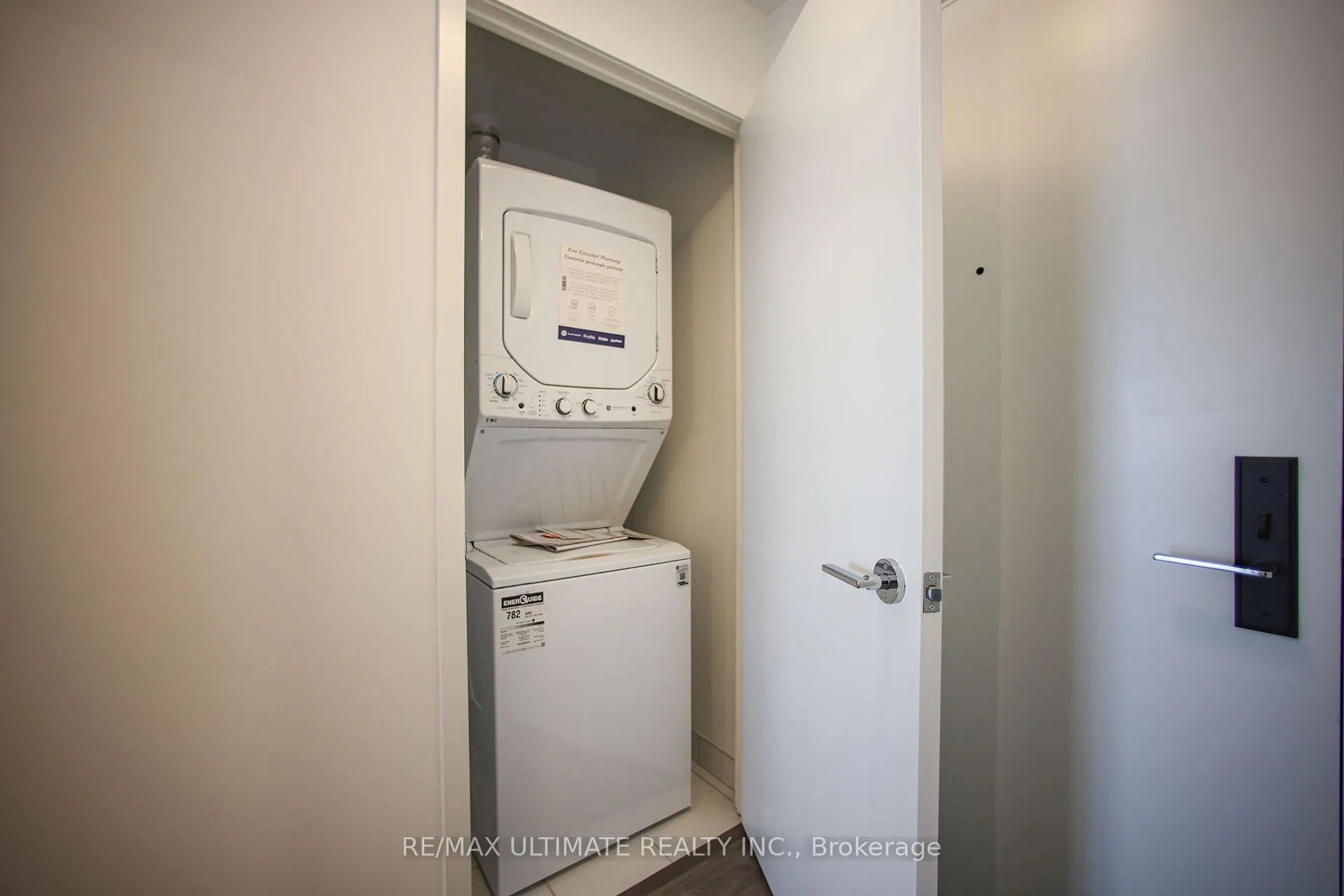 Photo 16 of Unit 816, 285 Dufferin Street, Toronto, South Parkdale — HOMEH