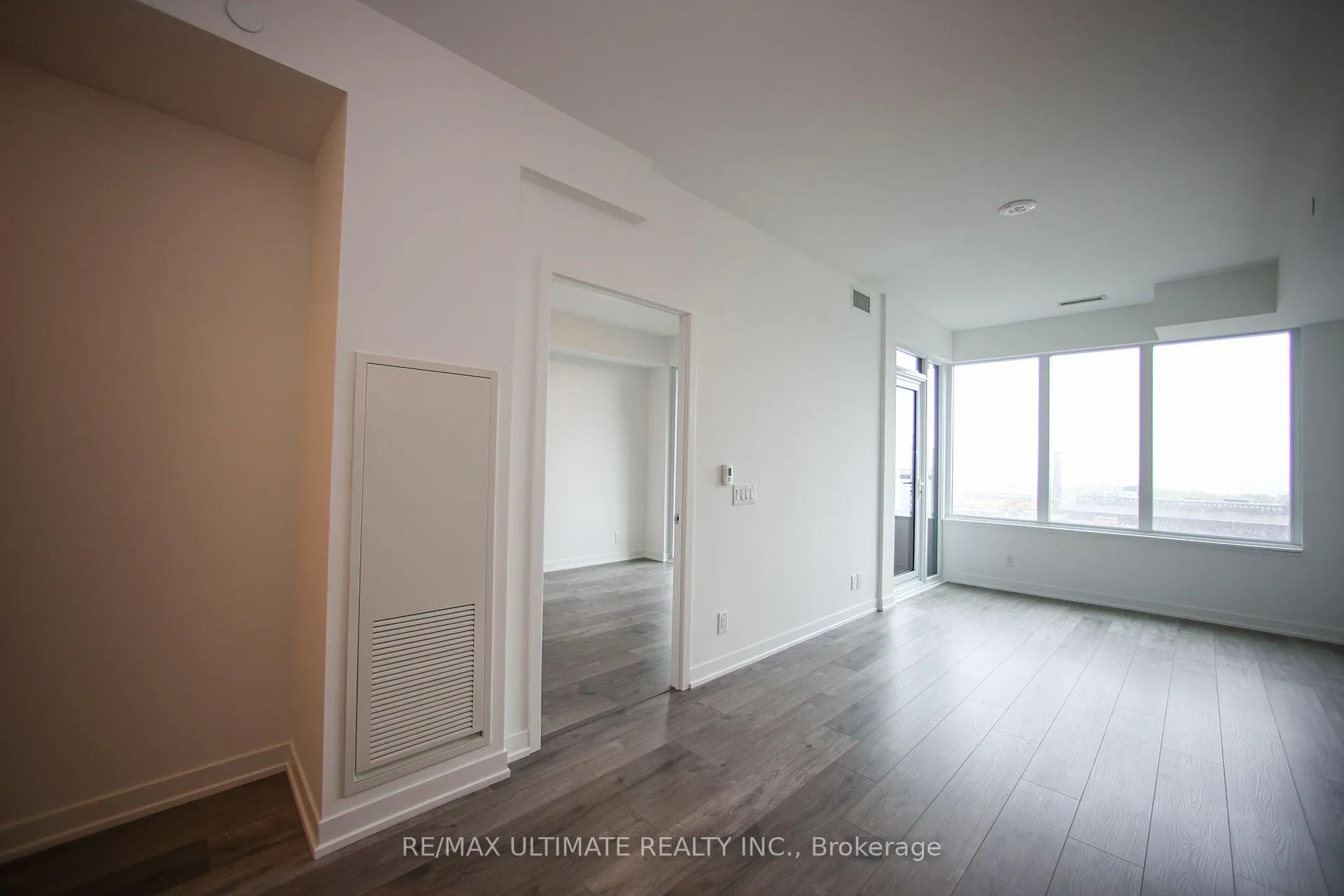 Photo 20 of Unit 816, 285 Dufferin Street, Toronto, South Parkdale — HOMEH