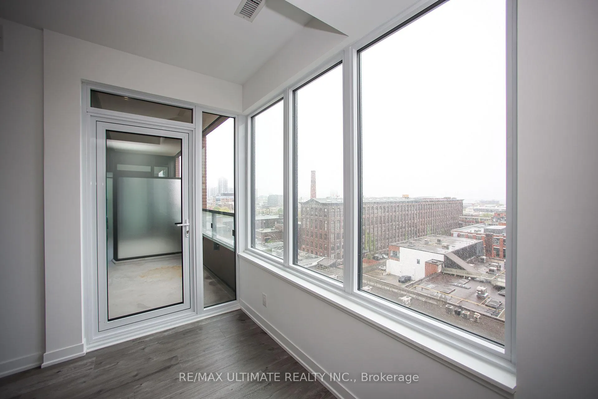 Photo 27 of Unit 816, 285 Dufferin Street, Toronto, South Parkdale — HOMEH