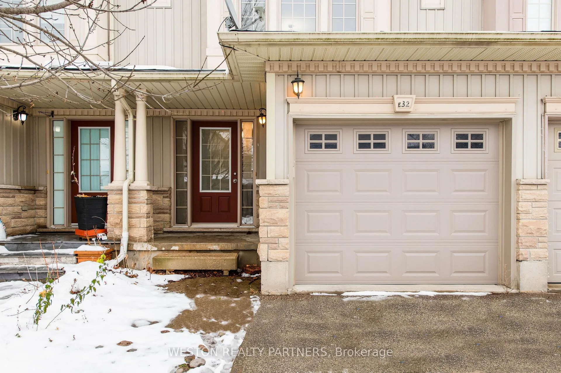 Photo 2 of Unit E32, 110 Activa Avenue E, Kitchener — HOMEH