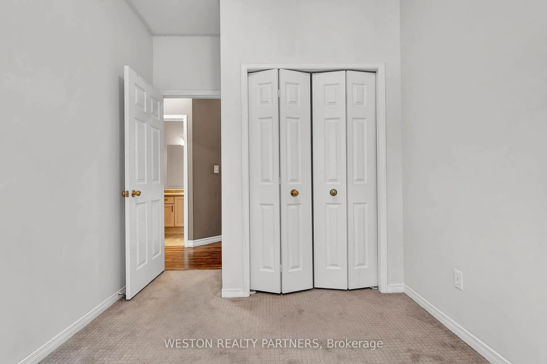 Photo 18 of Unit E32, 110 Activa Avenue E, Kitchener — HOMEH