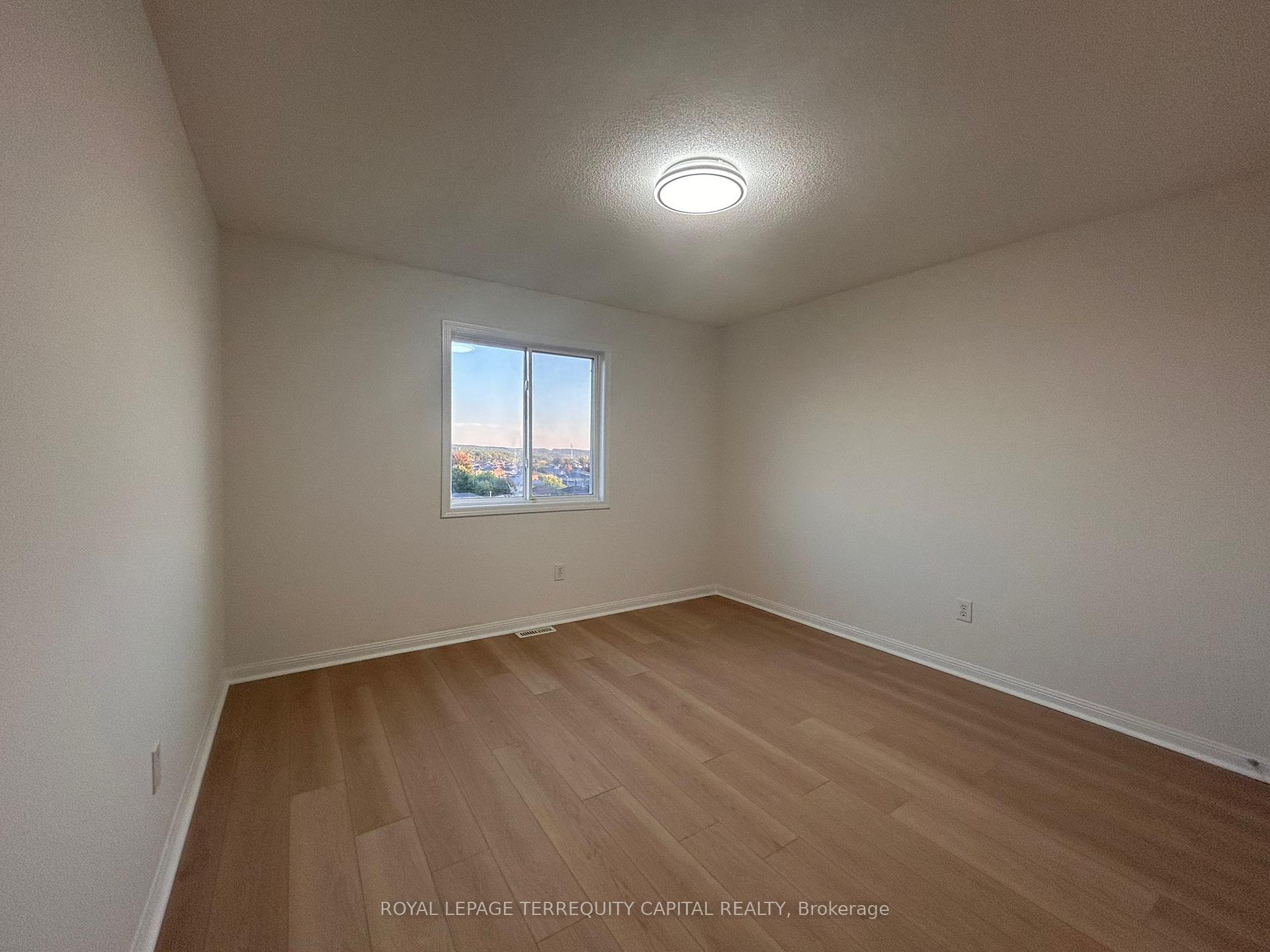 Photo 9 of Unit A, 353 Edgehill Drive, Barrie, Edgehill Drive — HOMEH
