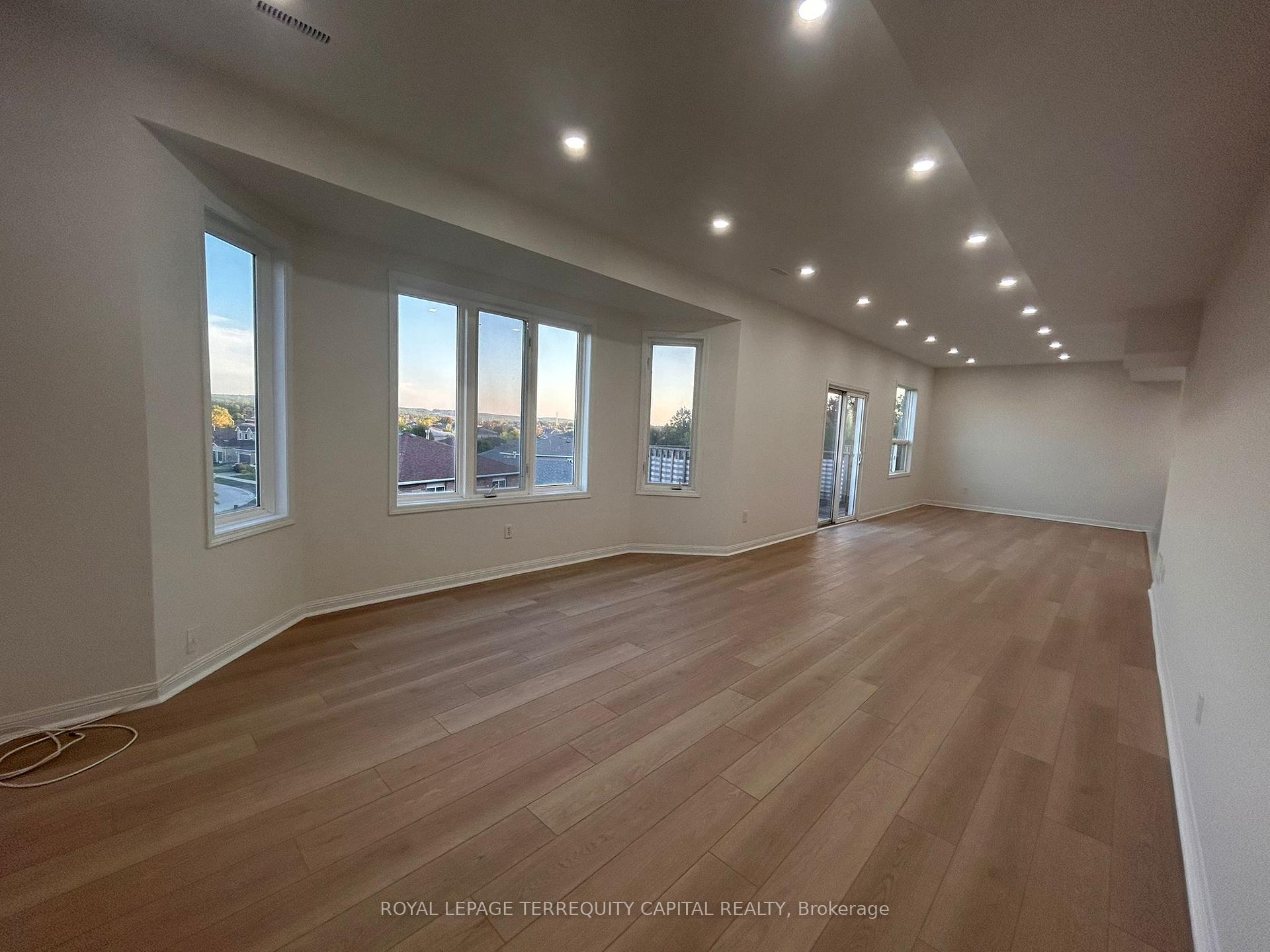 Photo 17 of Unit A, 353 Edgehill Drive, Barrie, Edgehill Drive — HOMEH