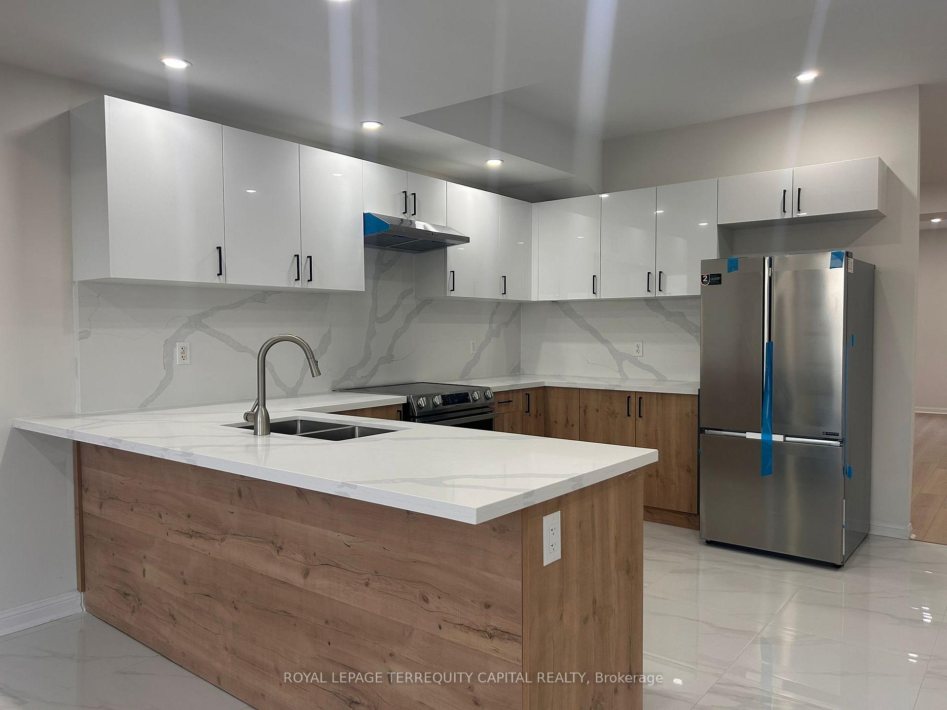 Photo 25 of Unit A, 353 Edgehill Drive, Barrie, Edgehill Drive — HOMEH