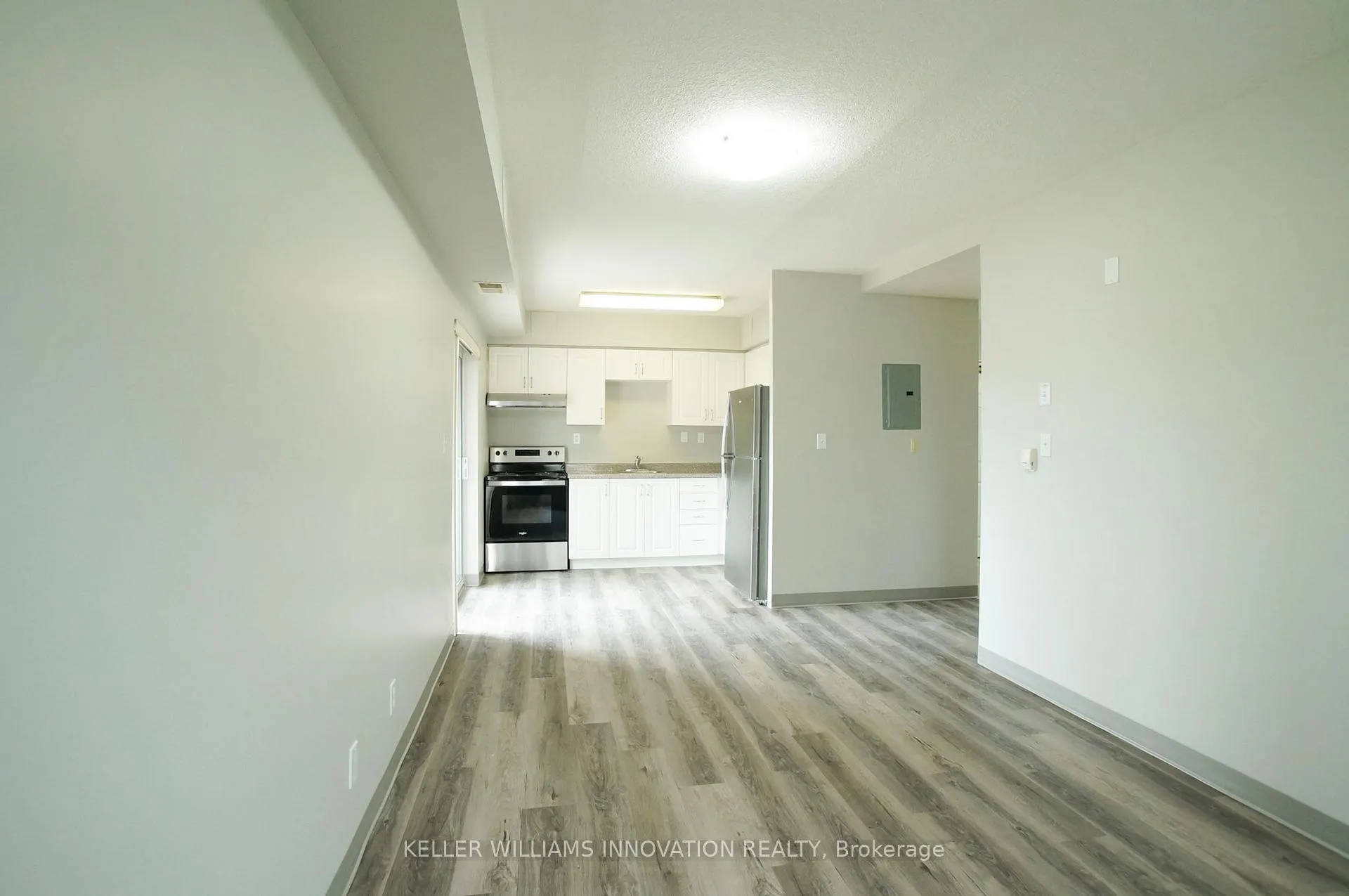 Photo 2 of Unit 102, 593 Strasburg Road, Waterloo — HOMEH