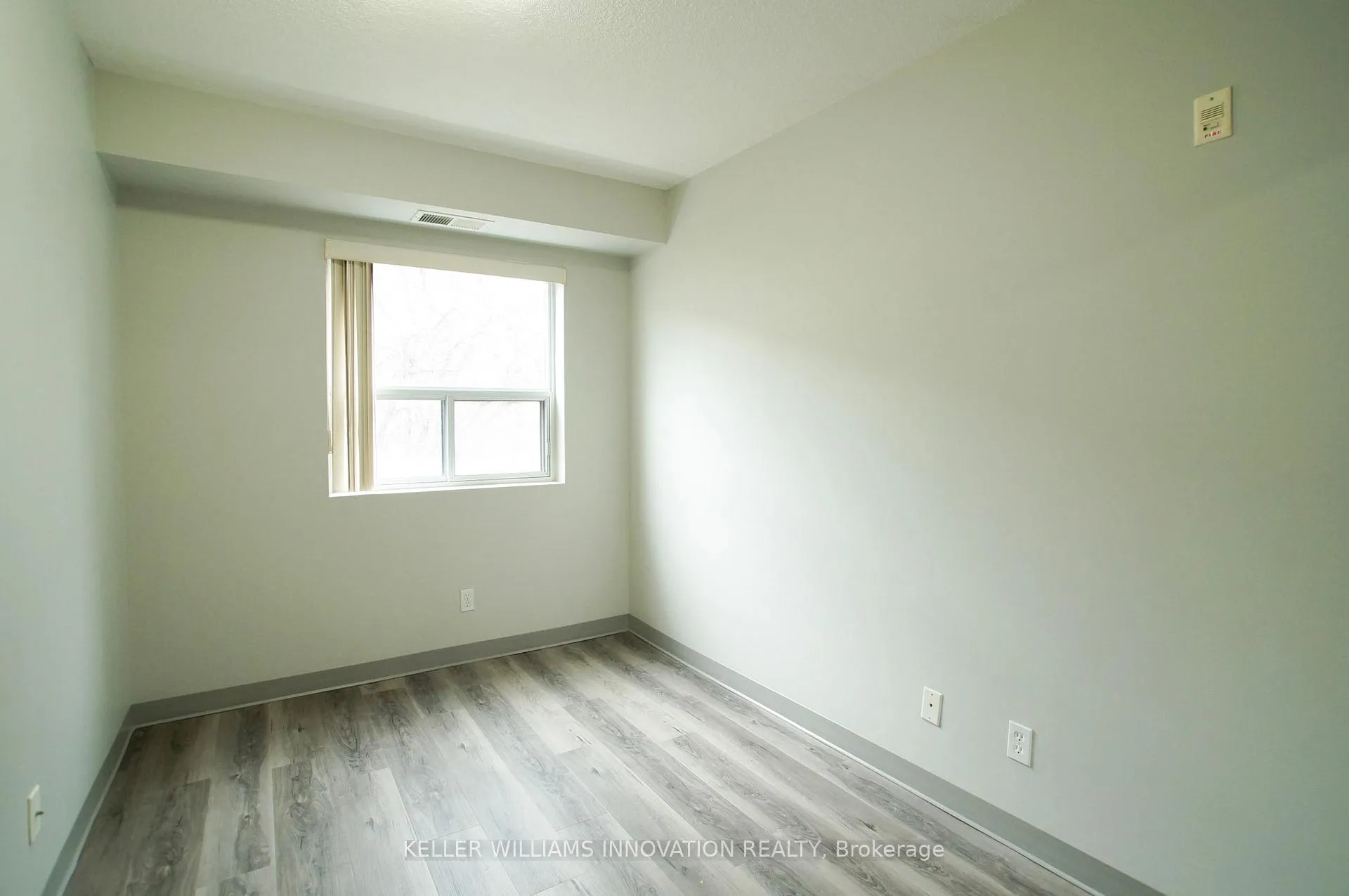 Photo 5 of Unit 102, 593 Strasburg Road, Waterloo — HOMEH