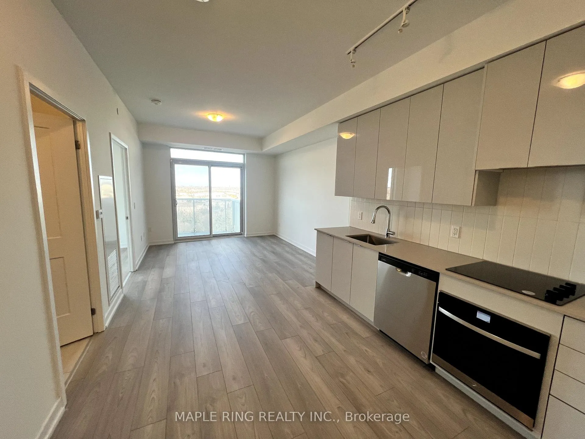 Photo 2 of Unit 1728, 498 Caldari Road, Vaughan, Concord — HOMEH