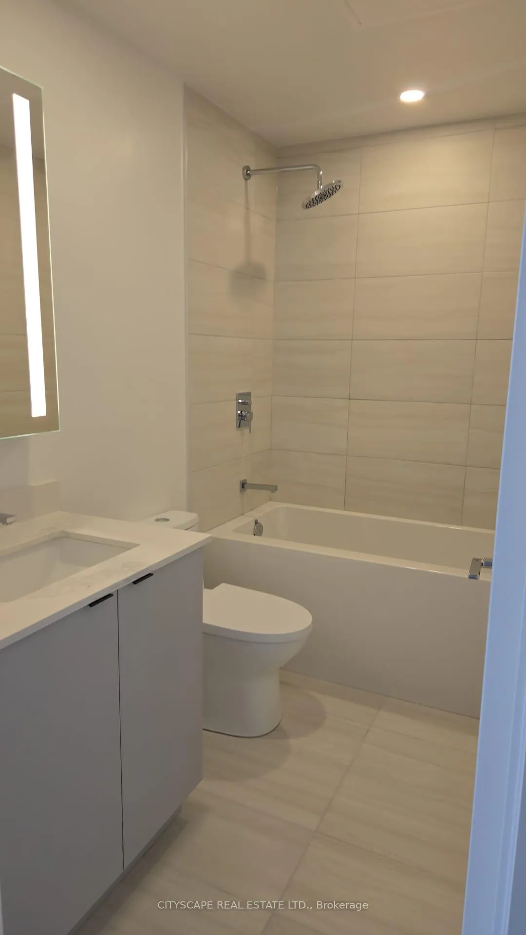 Photo 8 of Unit 1113, 285 Dufferin Street E, Toronto, South Parkdale — HOMEH