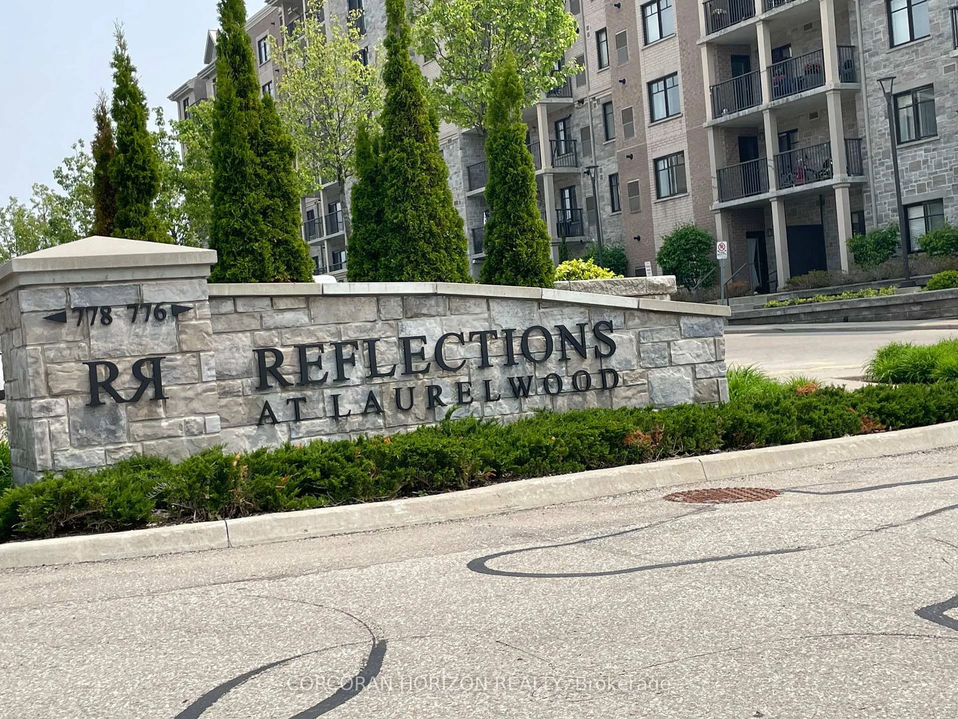Photo 3 of Unit 602, 778 Laurelwood Drive, Waterloo — HOMEH