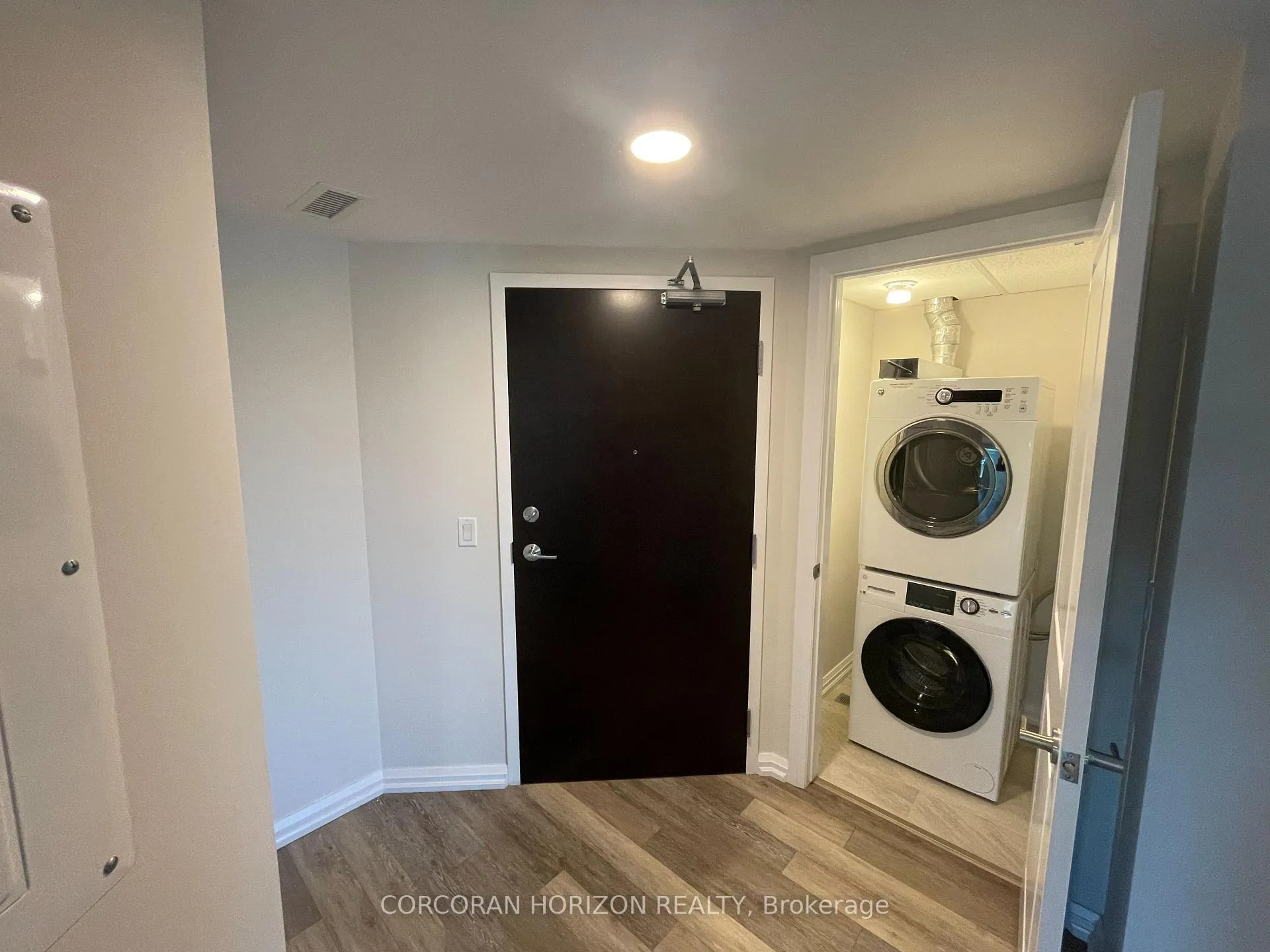 Photo 5 of Unit 602, 778 Laurelwood Drive, Waterloo — HOMEH