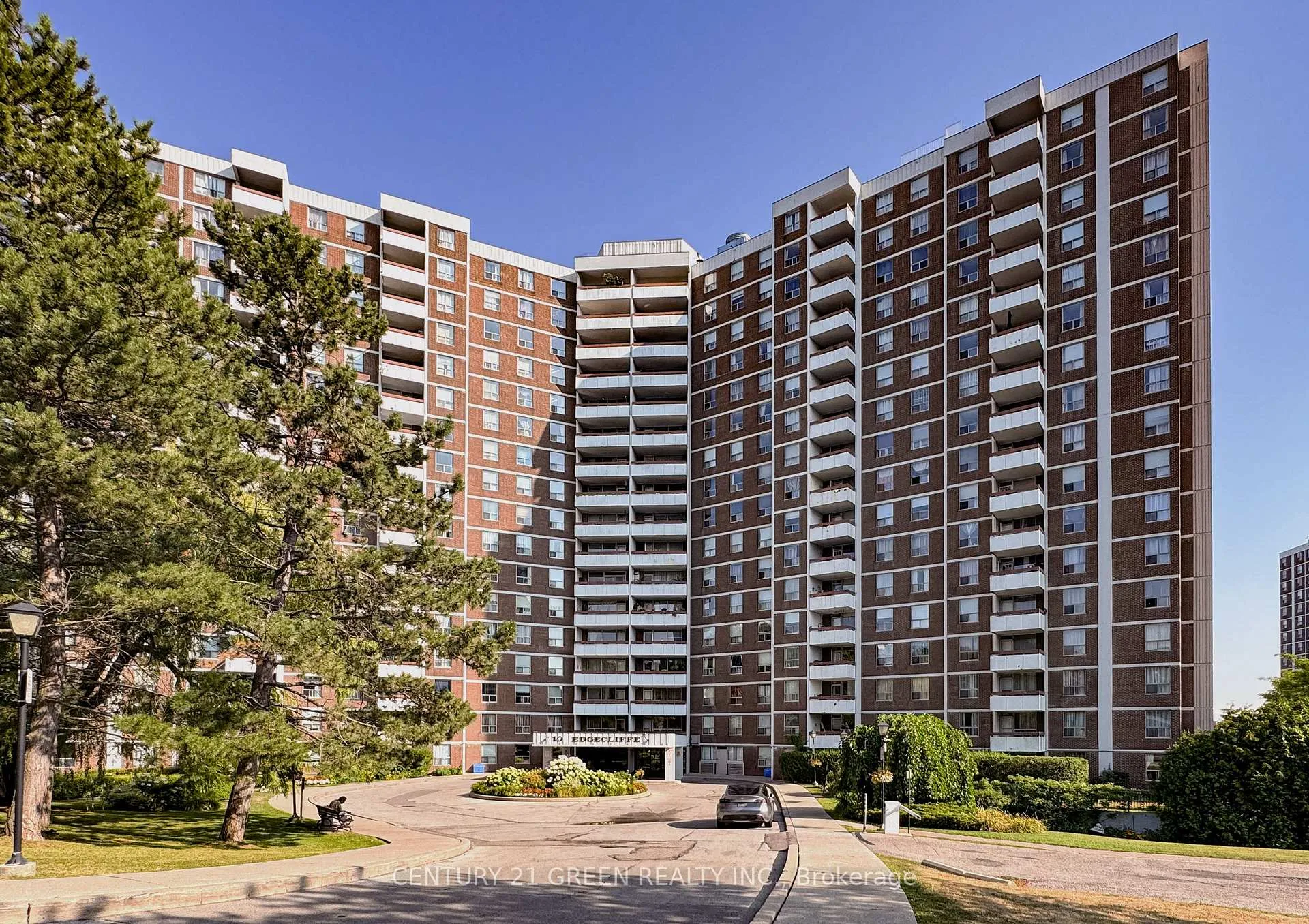 Photo 3 of Unit PH 3, 10 Edgecliff Golfway, Toronto, Flemingdon Park — HOMEH